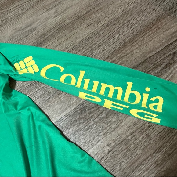 Columbia Green Yellow Lettering Long Sleeve T-Shirt; XL 18-20 Boys - Picture 7 of 8